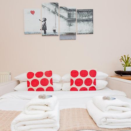 2Br Balcony, Battersea, 5Min Clapham Junction St Apartment London Bagian luar foto